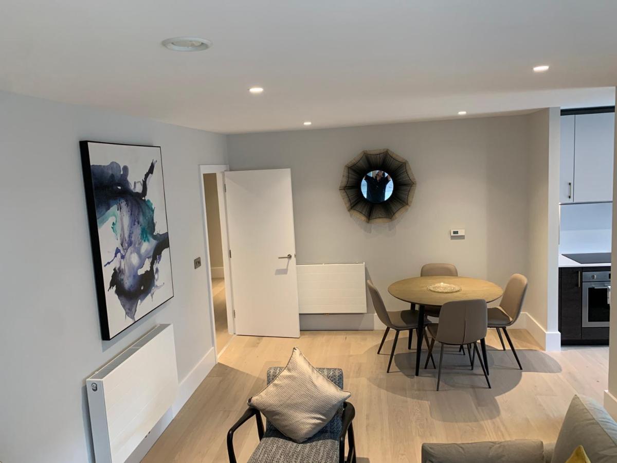 Heathrow North Apartments By Charles Hope Hounslow Ngoại thất bức ảnh