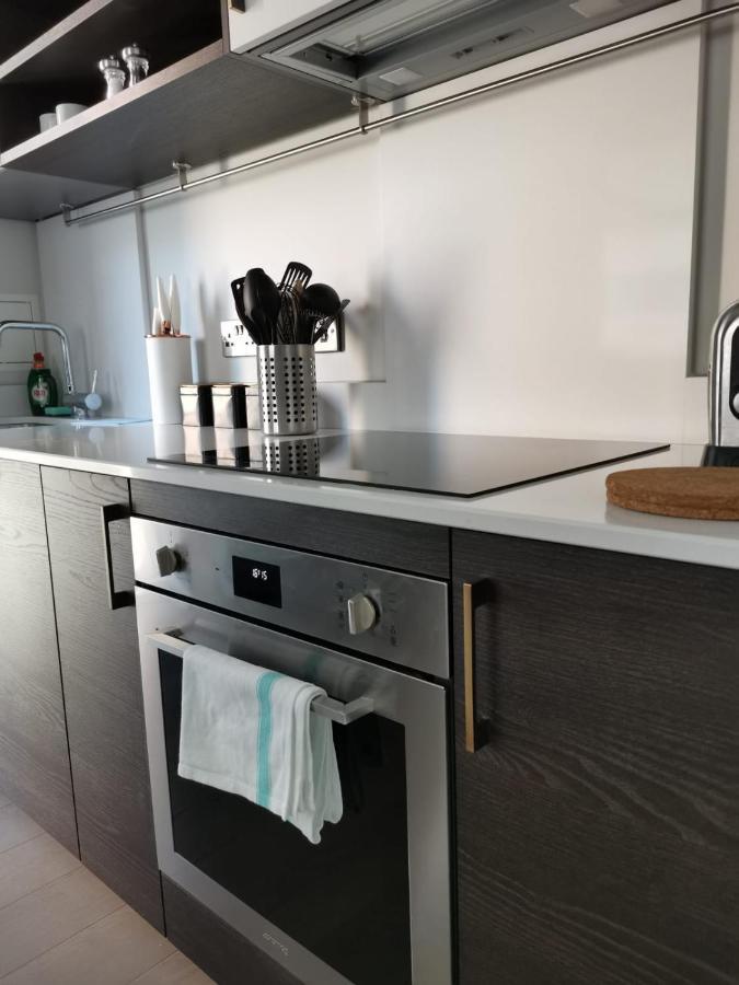 Heathrow North Apartments By Charles Hope Hounslow Ngoại thất bức ảnh