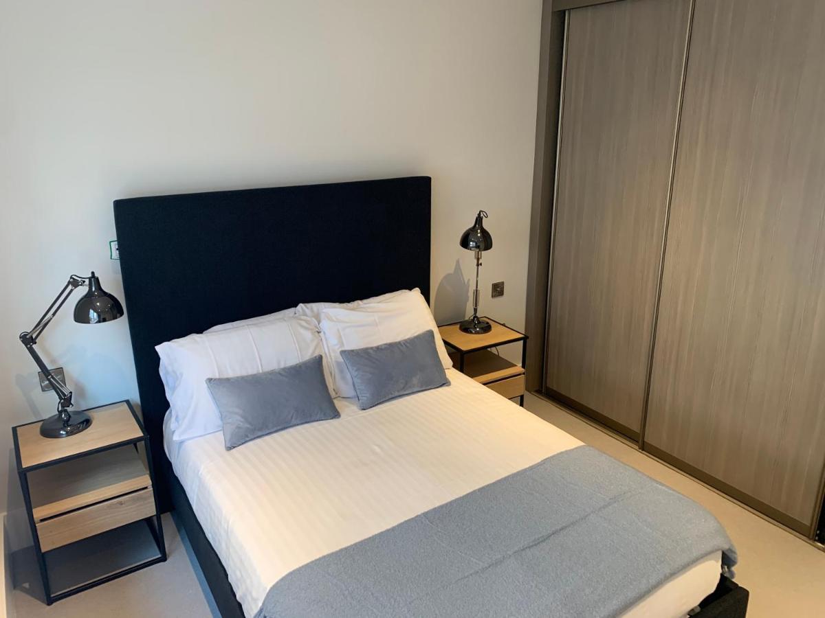 Heathrow North Apartments By Charles Hope Hounslow Ngoại thất bức ảnh